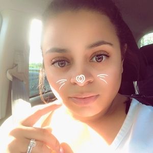 Meet your Posher, Shannon